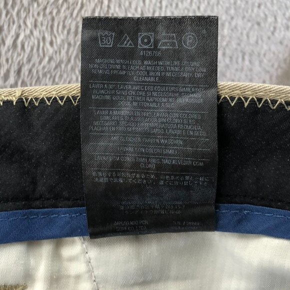 Volcom Mens Shorts Size 40 Chino Khaki Classic Casual Summer Tan Flat Front - Picture 10 of 15